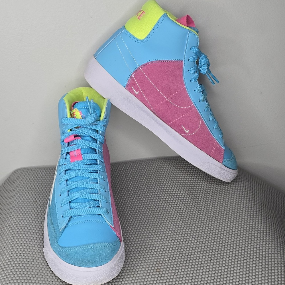 Youth 6.5 Nike Blazer Mid 77 GUC - Baltic Blue Pink Glow - Picture 6 of 9